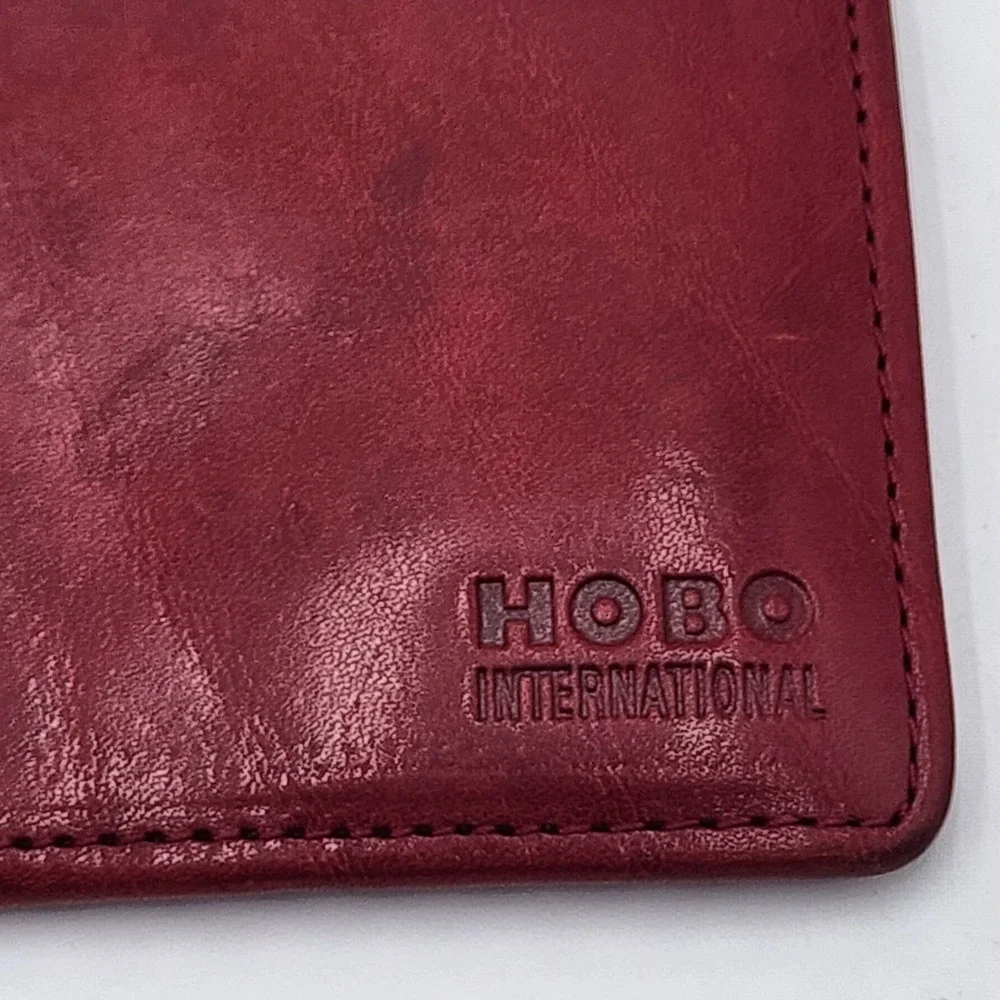 Hobo International Euro Slide Red Leather Wallet Credit‎ Card Passport Case